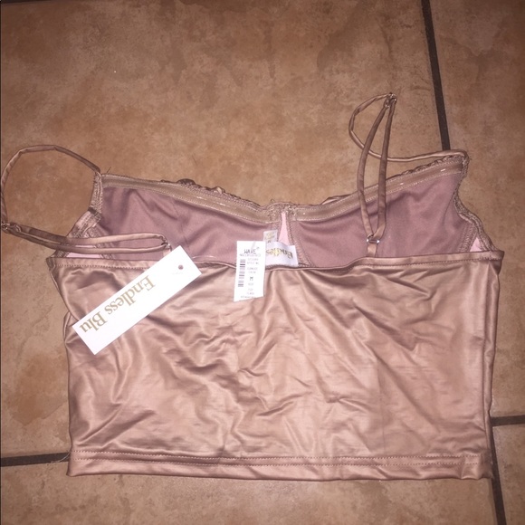 Cute Leathery fabric top - Picture 2 of 3